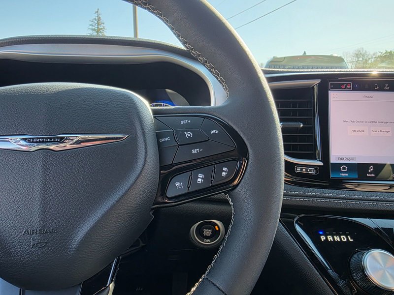 2024 Chrysler Pacifica Touring-L
