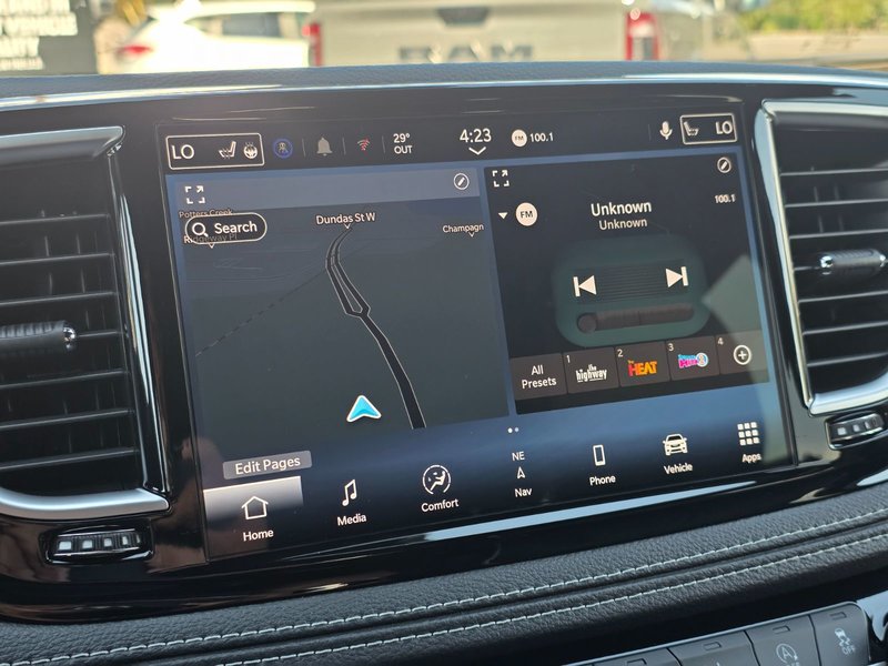 Chrysler Pacifica LIMITED AWD 2025