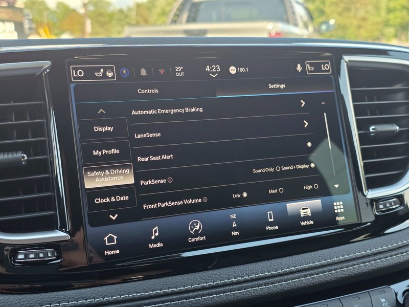 Chrysler Pacifica LIMITED AWD 2025