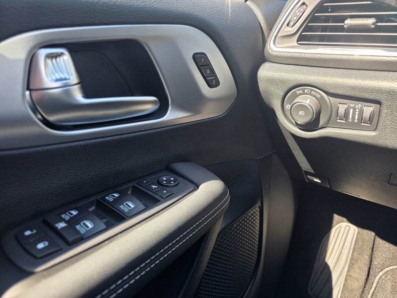 Chrysler Pacifica LIMITED AWD 2025