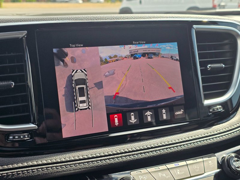 Chrysler Pacifica LIMITED AWD 2025