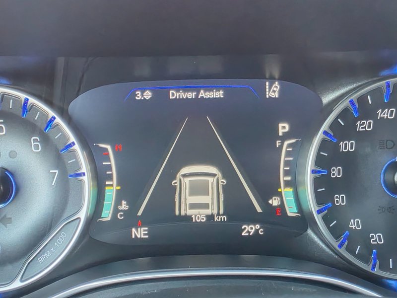 Chrysler Pacifica LIMITED AWD 2025