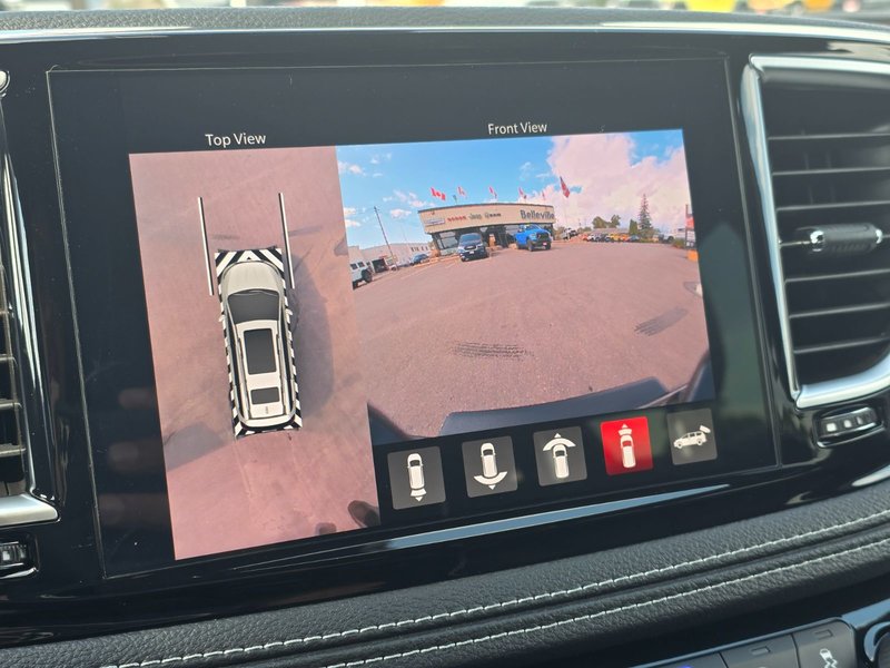 Chrysler Pacifica LIMITED AWD 2025