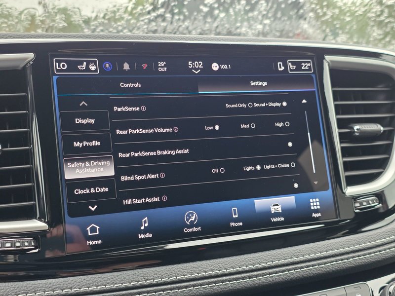 2025 Chrysler Pacifica SELECT AWD