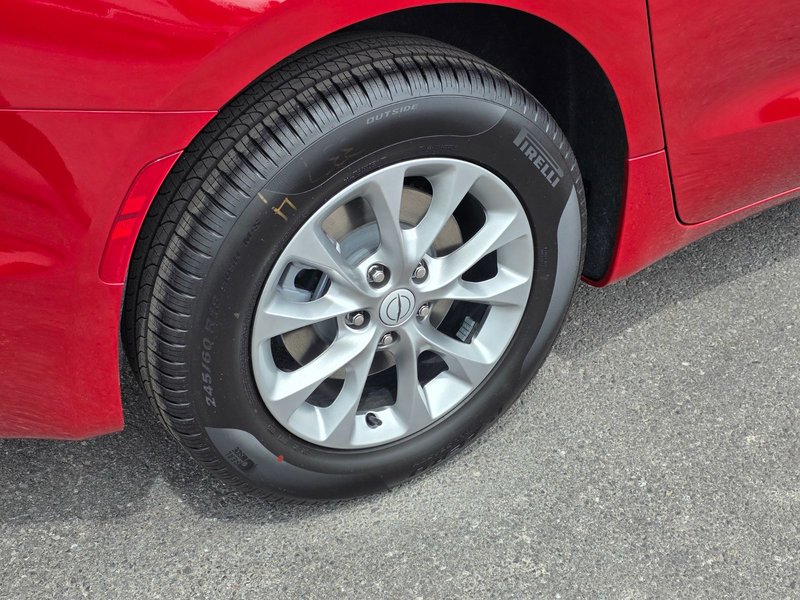 2025 Chrysler Pacifica SELECT AWD