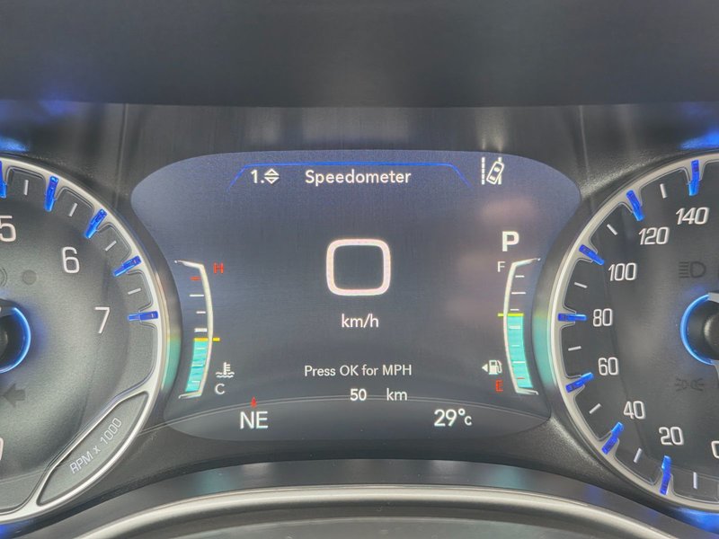 2025 Chrysler Pacifica SELECT AWD