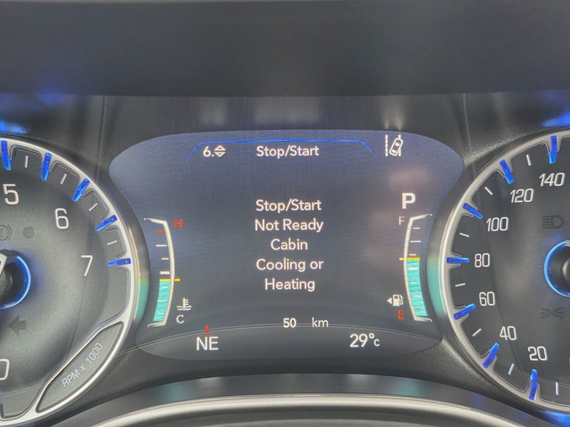 2025 Chrysler Pacifica SELECT AWD