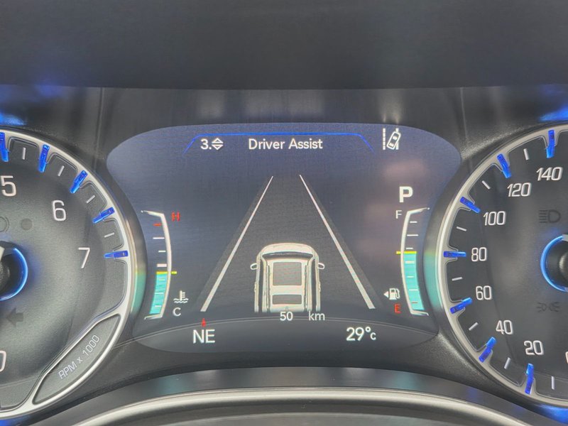 2025 Chrysler Pacifica SELECT AWD