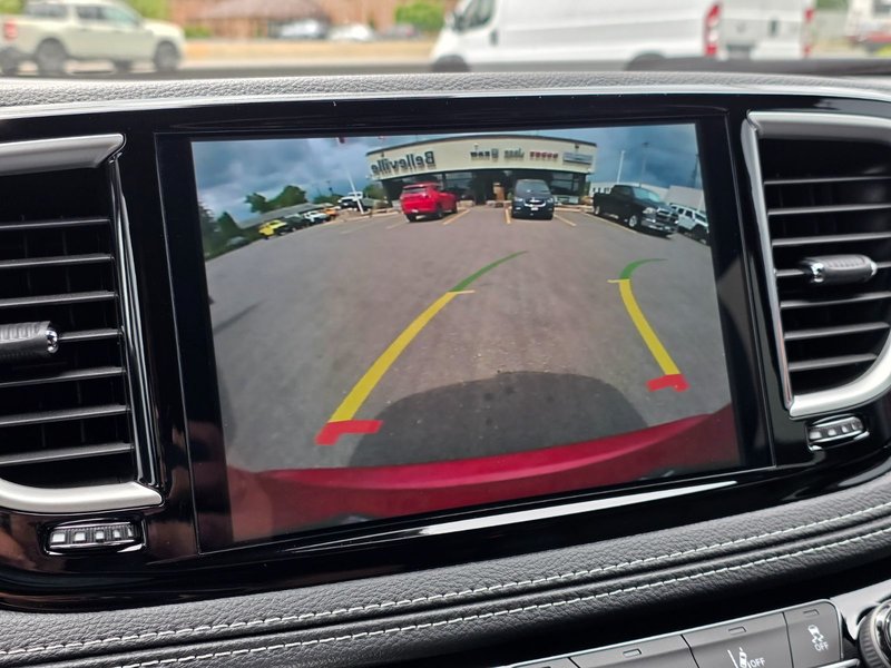 2025 Chrysler Pacifica SELECT AWD