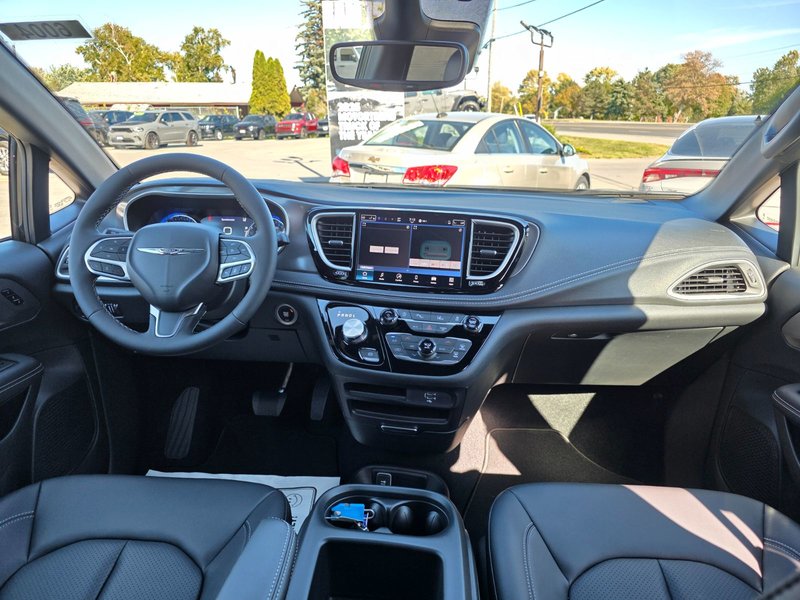 Chrysler PACIFICA SELECT AWD 2026