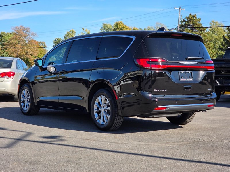 Chrysler PACIFICA SELECT AWD 2026