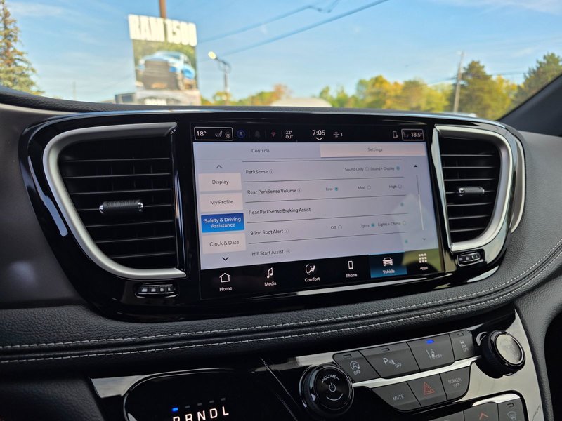 Chrysler PACIFICA SELECT 2026