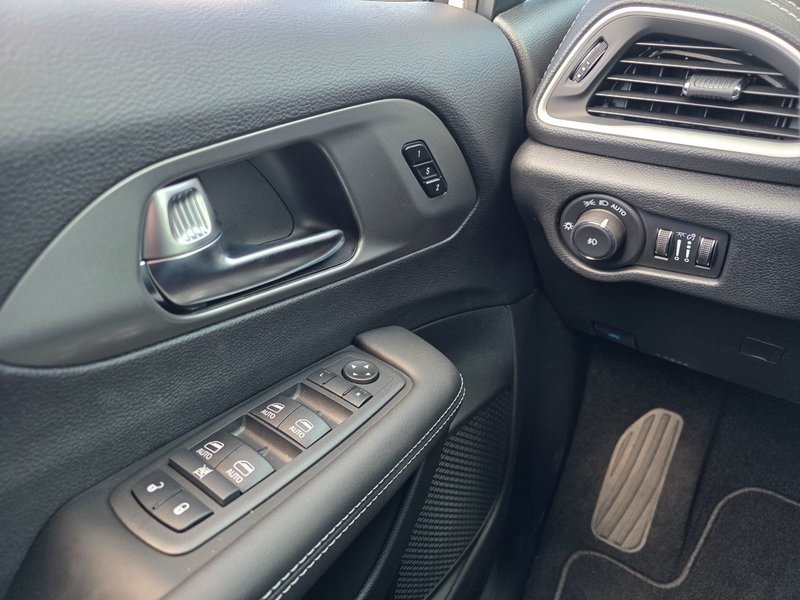 Chrysler PACIFICA SELECT 2026