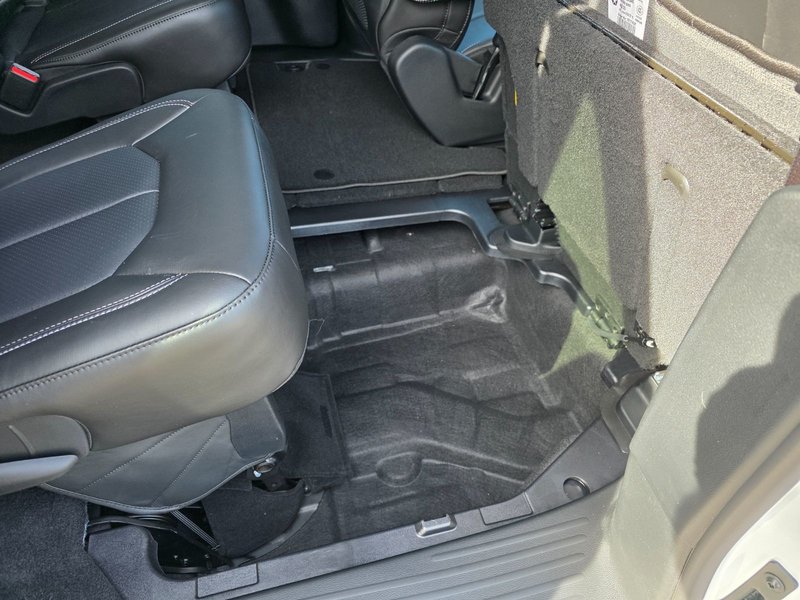 Chrysler PACIFICA SELECT AWD 2026