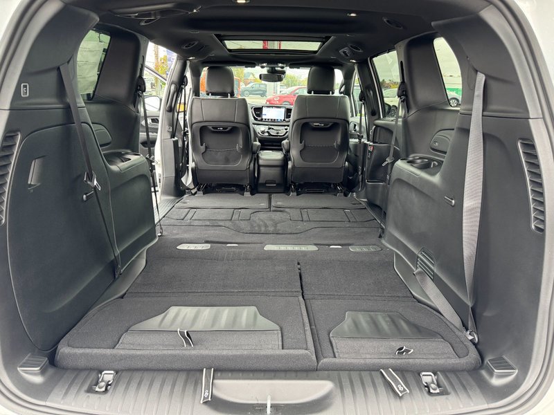 Chrysler PACIFICA LIMITED AWD 2026