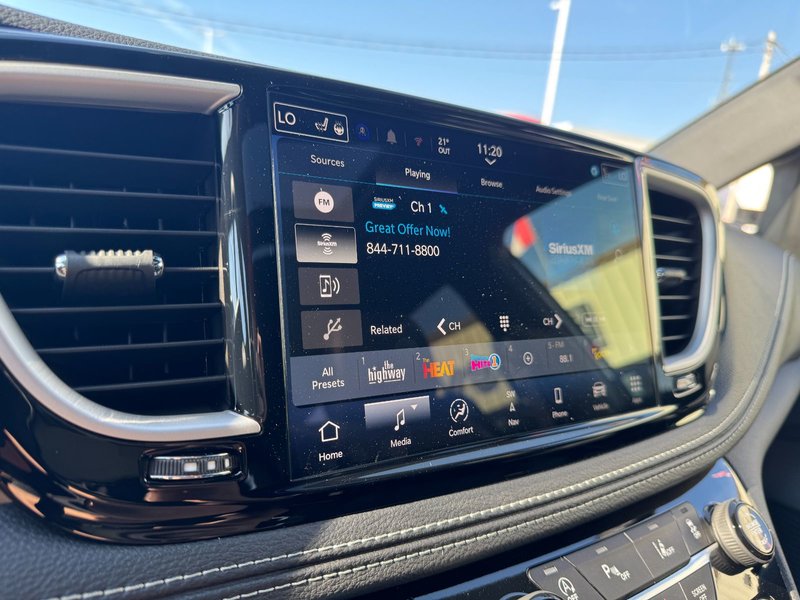 Chrysler PACIFICA SELECT AWD 2026