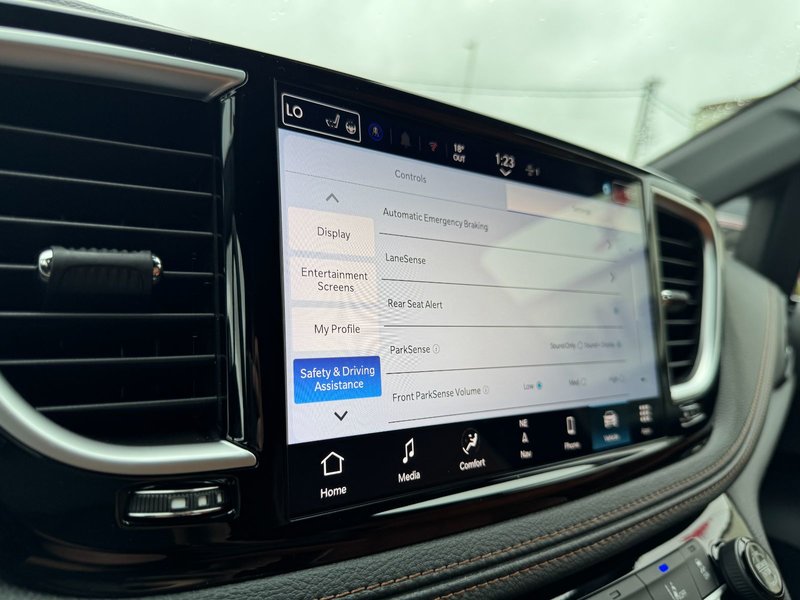 2026 Chrysler Pacifica PINNACLE