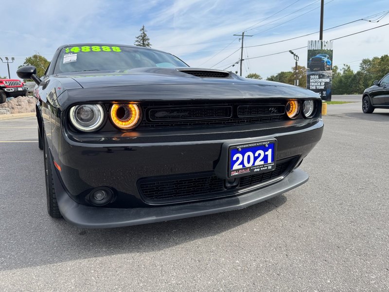 2021 Dodge Challenger R/T R/T / Sunroof / Alpine Audio / Leather Seats