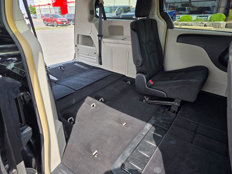 2016 Dodge Grand Caravan Crew