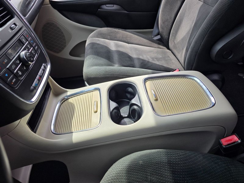 2016 Dodge Grand Caravan Crew