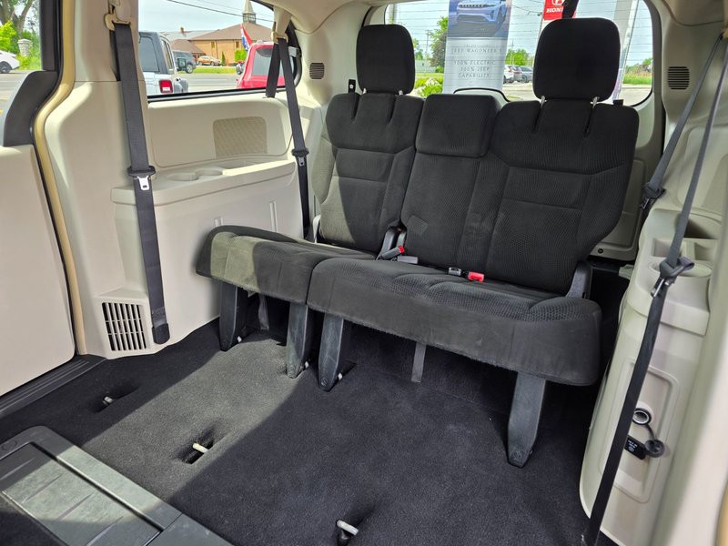 2016 Dodge Grand Caravan Crew