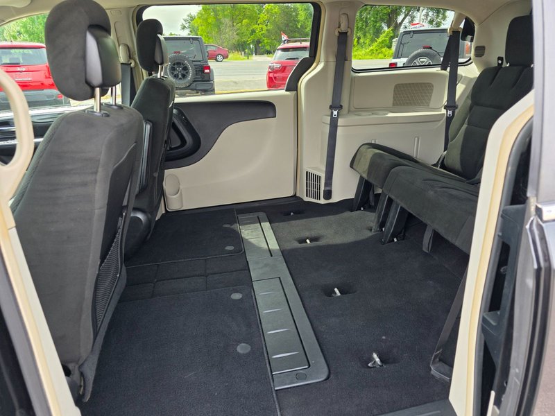2016 Dodge Grand Caravan Crew