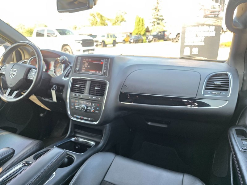 Dodge Grand Caravan Premium Plus 2020 Premium Plus / DVD / Power Doors