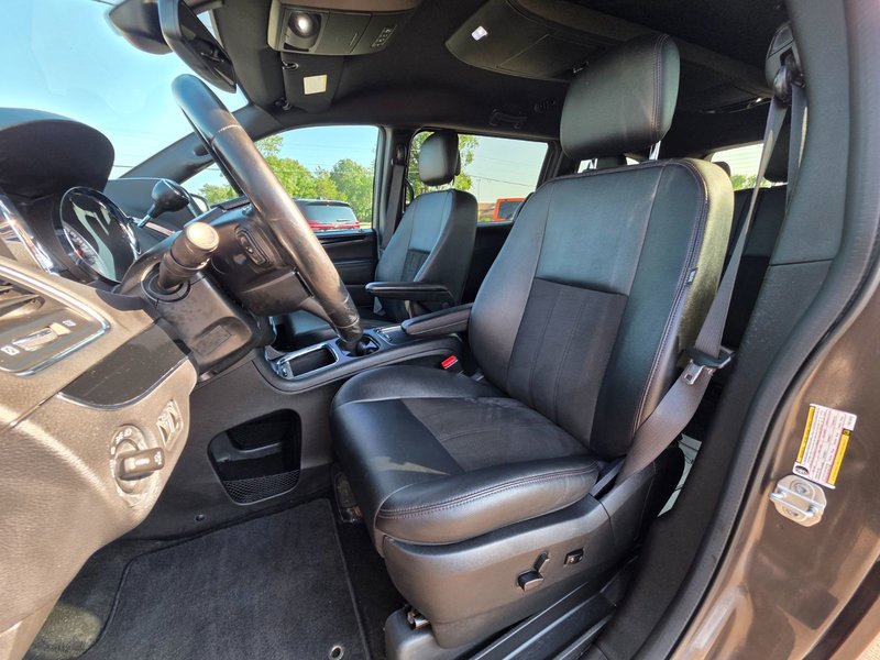 Dodge Grand Caravan Premium Plus 2020 Premium Plus / DVD / Power Doors