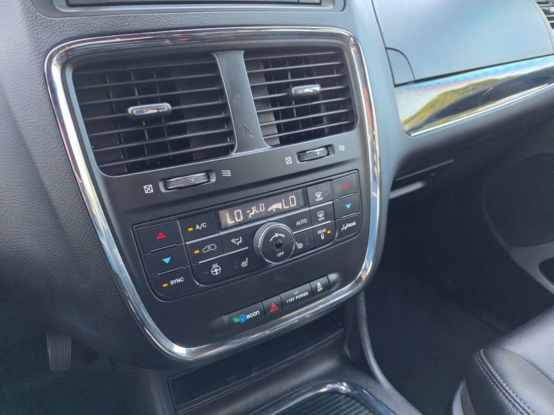 Dodge Grand Caravan Premium Plus 2020 Premium Plus / DVD / Power Doors