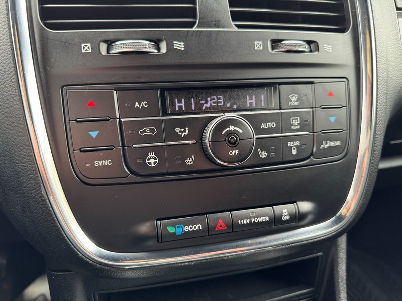 2020 Dodge Grand Caravan Premium Plus Premium Plus / DVD Video