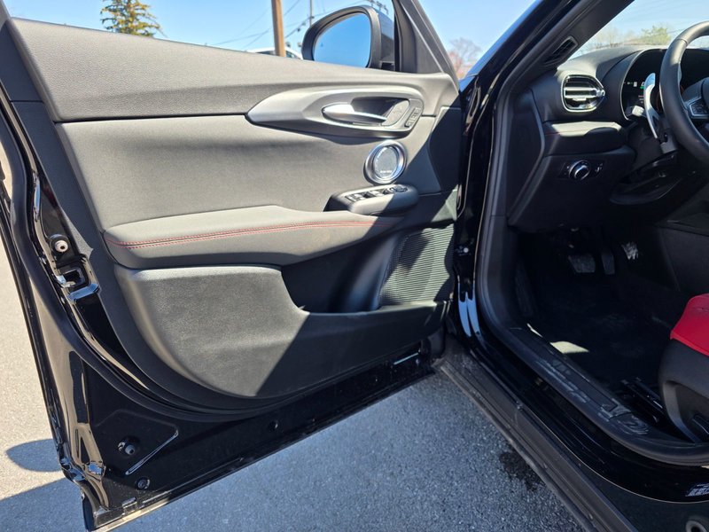 2025 Dodge Hornet PHEV R/T PLUS In-Stock - TARIFF PROTECTED PRICING!
