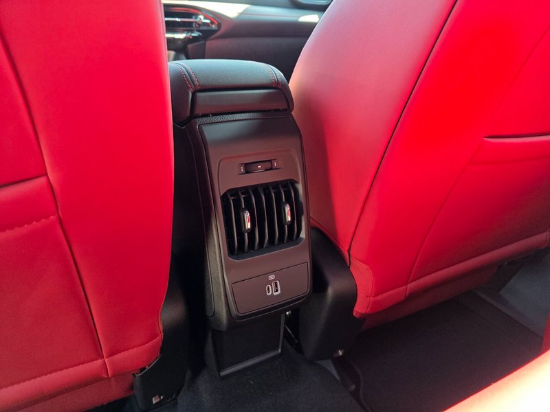 2025 Dodge Hornet PHEV R/T PLUS In-Stock - TARIFF PROTECTED PRICING!