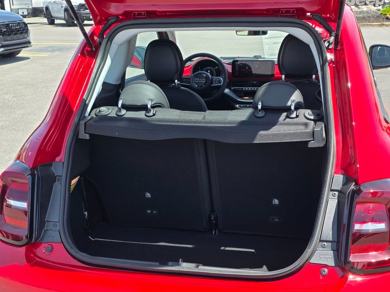 2025 Fiat 500e RED