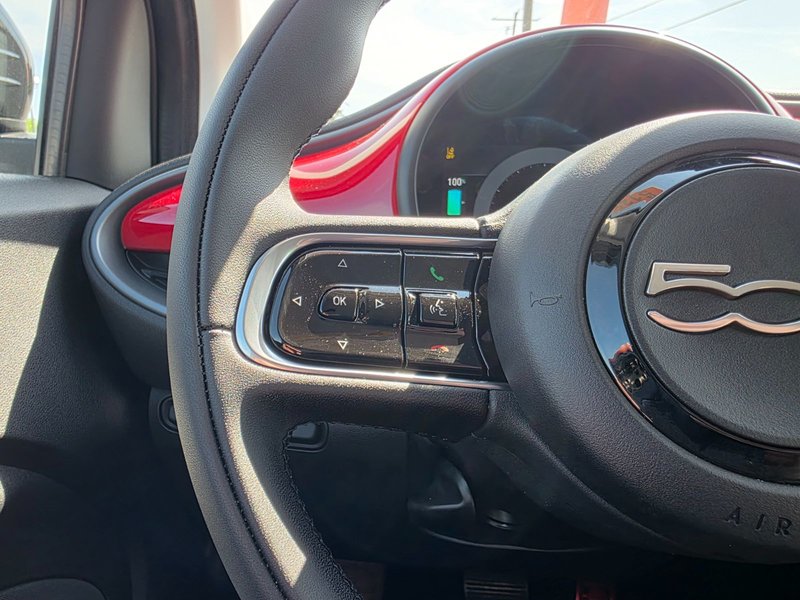 2025 Fiat 500e RED