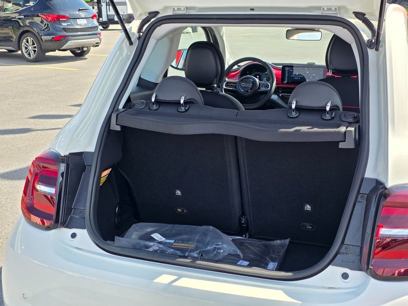 2025 Fiat 500e RED