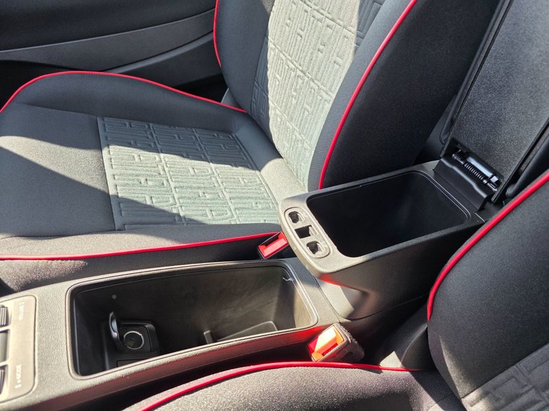 2025 Fiat 500e RED
