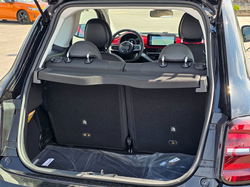 2025 Fiat 500e RED