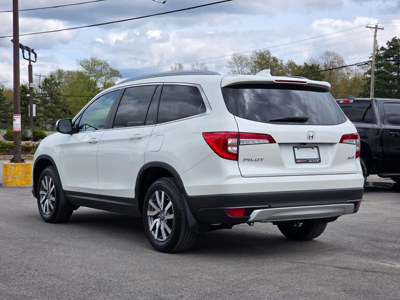 2022 Honda Pilot EX-L EX-L / Moonroof / 3rd row seats