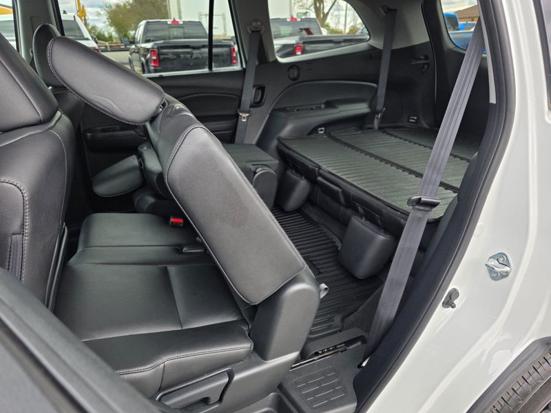 2022 Honda Pilot EX-L EX-L / Moonroof / 3rd row seats