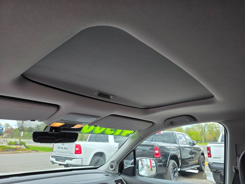 2022 Honda Pilot EX-L EX-L / Moonroof / 3rd row seats
