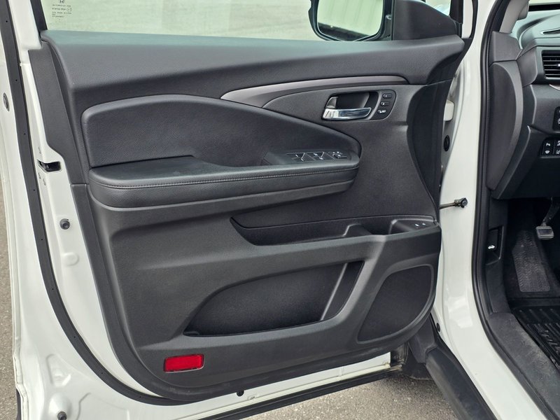2022 Honda Pilot EX-L EX-L / Moonroof / 3rd row seats