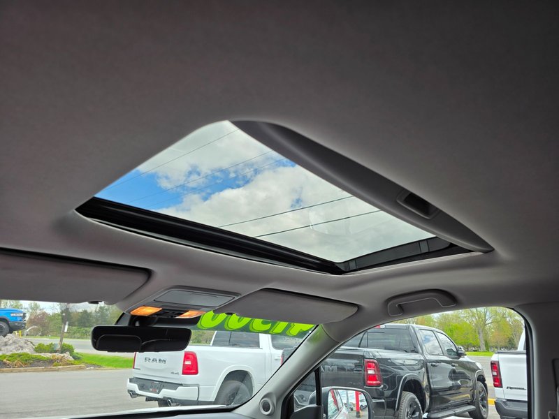 2022 Honda Pilot EX-L EX-L / Moonroof / 3rd row seats
