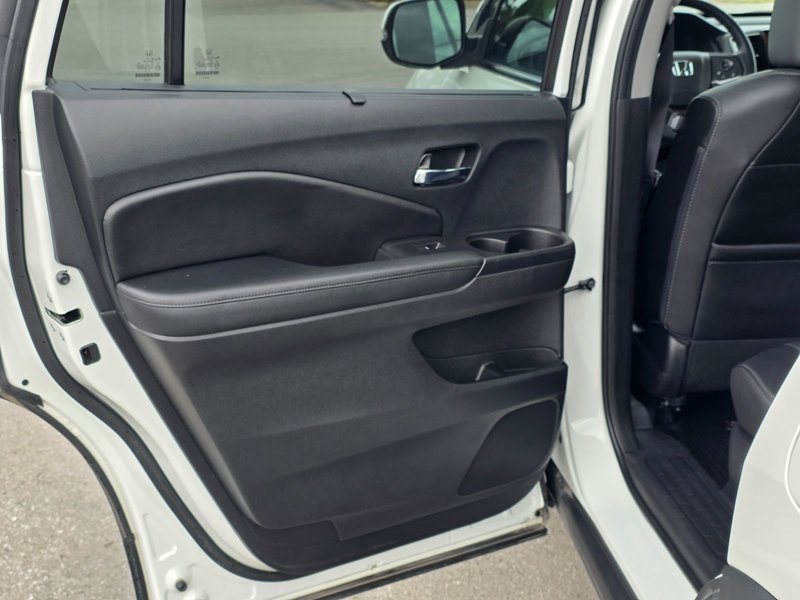 2022 Honda Pilot EX-L EX-L / Moonroof / 3rd row seats