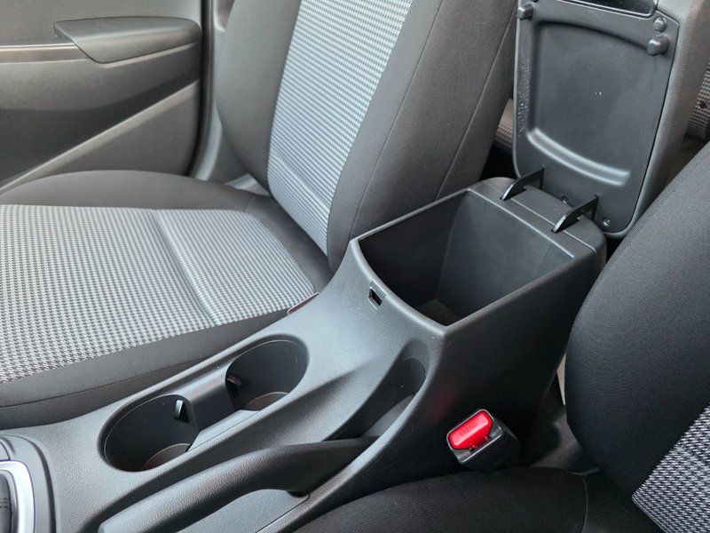 Hyundai Kona 2.0L Preferred 2019 2.0L Preferred / Heated Seats and Steering / Heads