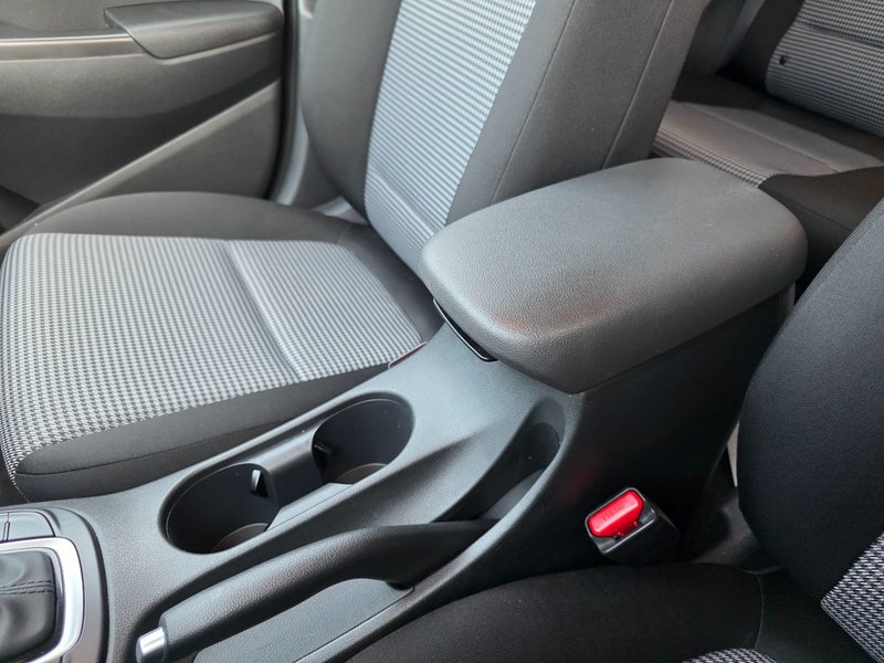 Hyundai Kona 2.0L Preferred 2019 2.0L Preferred / Heated Seats and Steering / Heads