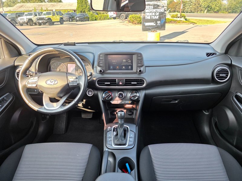 Hyundai Kona 2.0L Preferred 2019 2.0L Preferred / Heated Seats and Steering / Heads