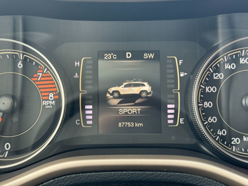 2016 Jeep Cherokee North North / Heated Seats