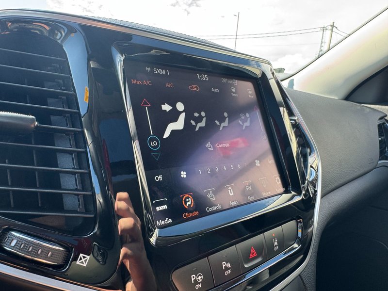 2021 Jeep Cherokee Limited Limited / Sunroof / Alpine Sound / 4x4