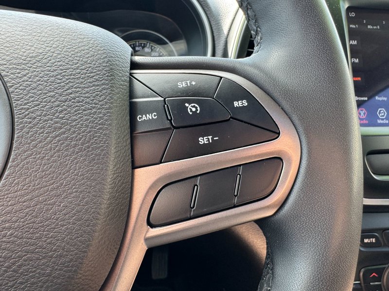 2022 Jeep Cherokee North North / Safety / Power Liftgate