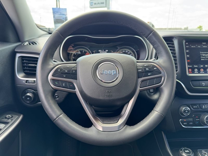 2022 Jeep Cherokee North North / Safety / Power Liftgate